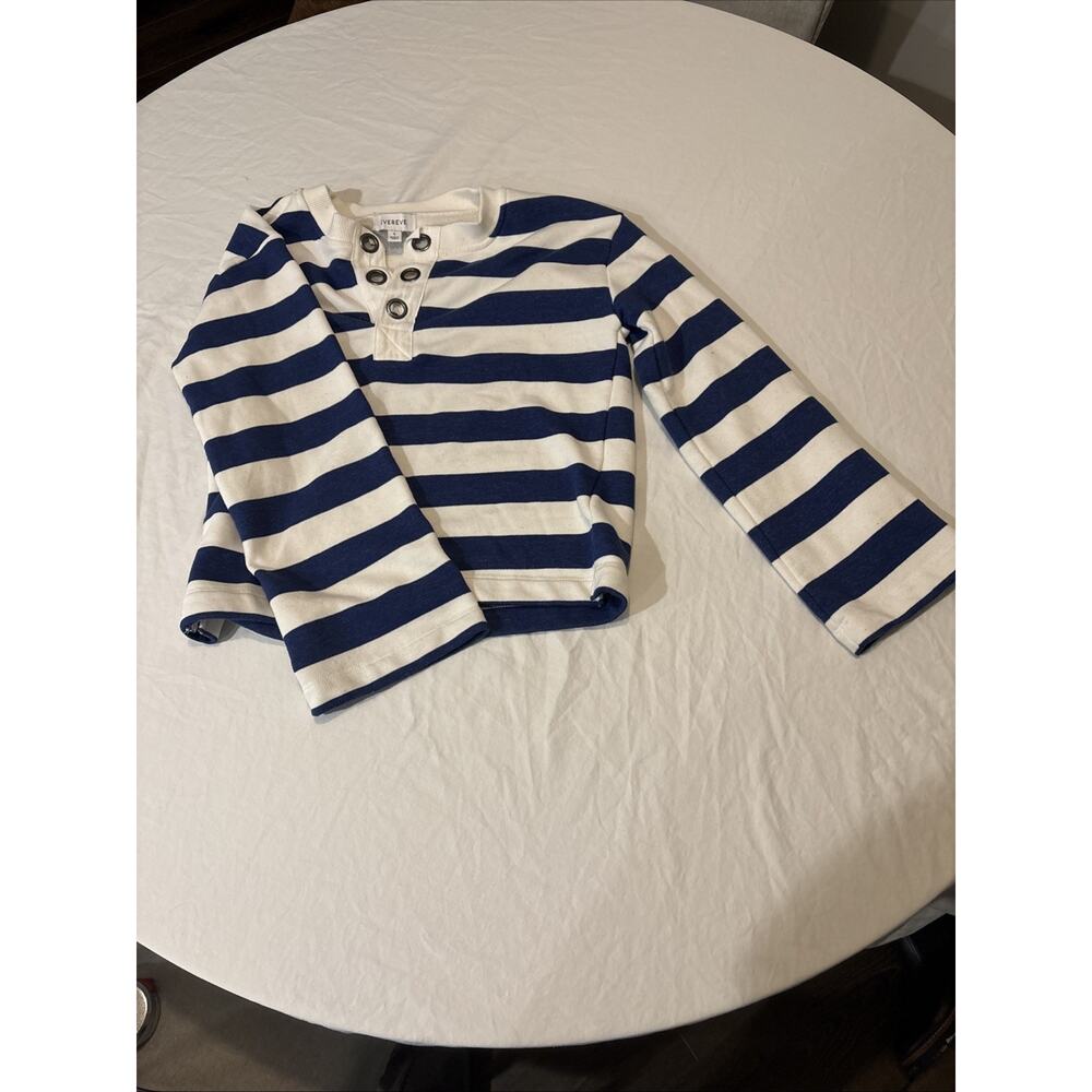 Evereve Women’s Blue And White Striped Sweater Pullover Size Small